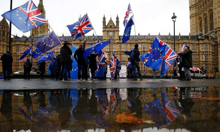 Anlaşmasız Brexit İngiltere’yi Tam Gelişmiş Bir Resesyona Sürükleyecek