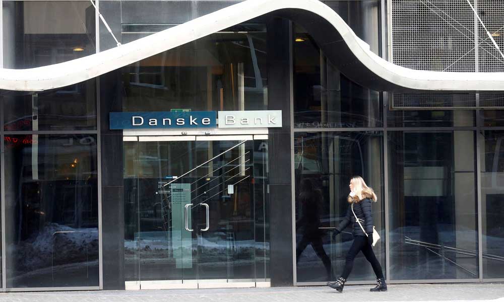 Danske Bank Kazanç Tahminini Düşürdü
