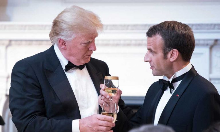 Dijital Vergiyi Macron’un Aptallığı Olarak Tanımlayan Trump, Fransız Şarabıyla Misilleme Yapabilir