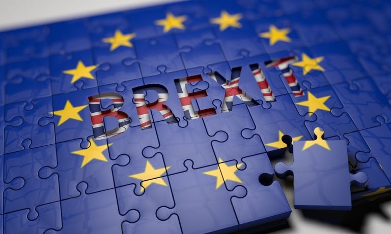 İngiltere’nin Anlaşmasız Brexit Toplantılarına Başlamasıyla Sterlin Dolar Karşısında Değer Kaybetti