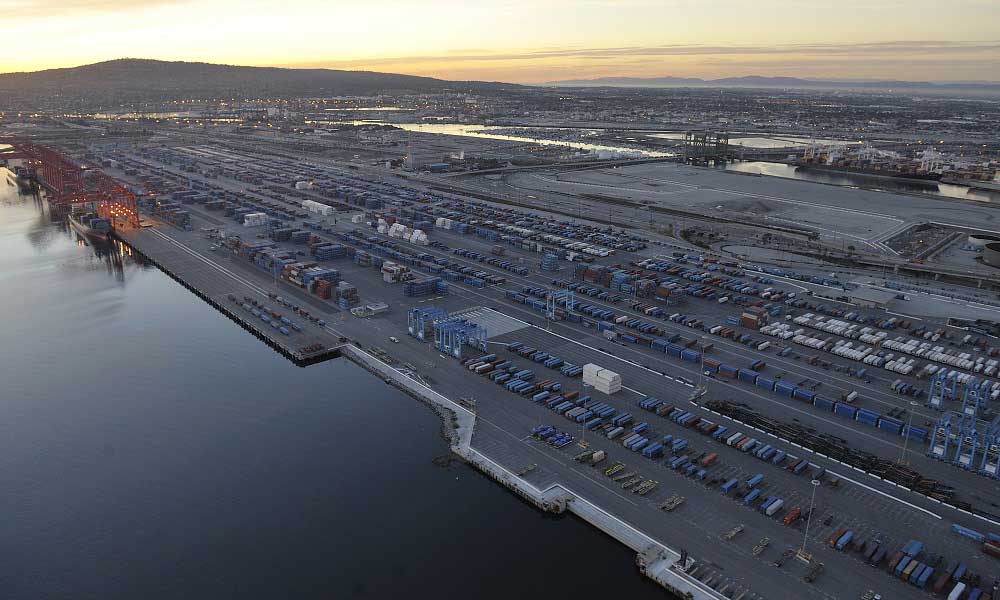Los Angeles Limanına Gelen Kargo Konteynerı Azaldı