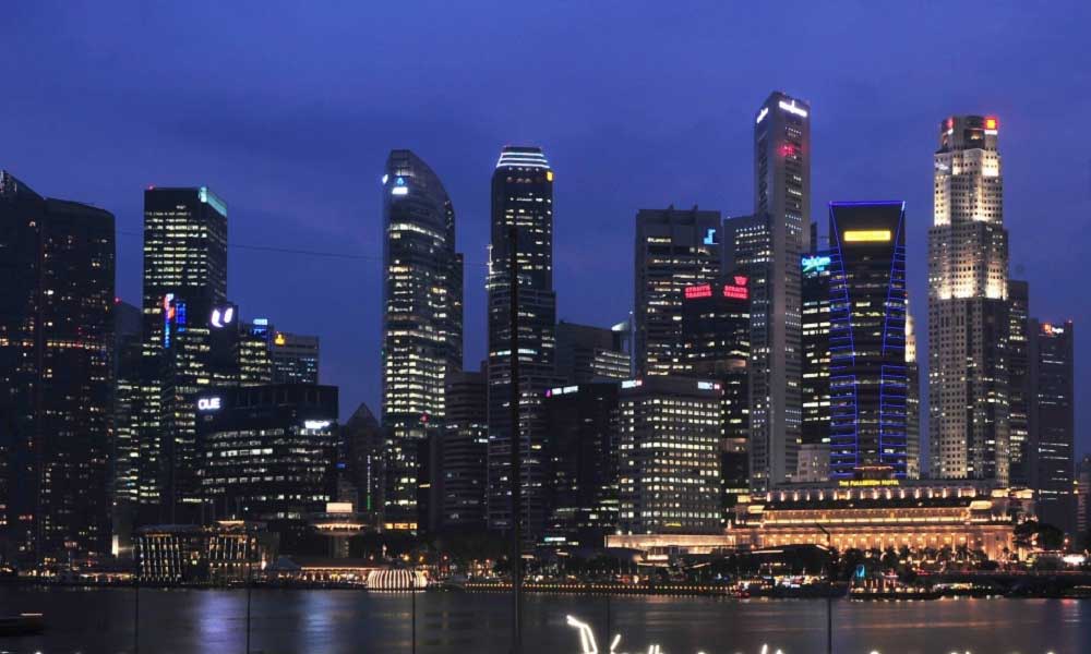 Singapur Ekonomisi Küresel Ekonomi Sağlığı için Önder 