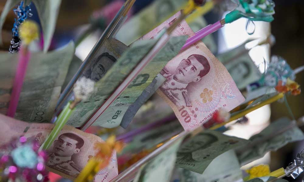 Tayland Bahtı Dolar Karşısında Yükselişi Endişe Verici 