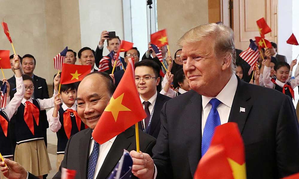 Trump Hanoi Ticaret Tehdidi 