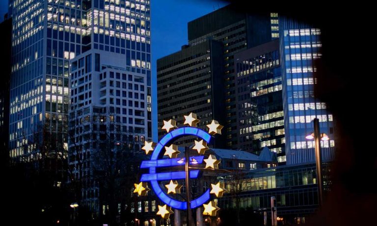Avrupalı Banka Yöneticileri AMB’nin Düşük Faiz Tutumundan Endişeli