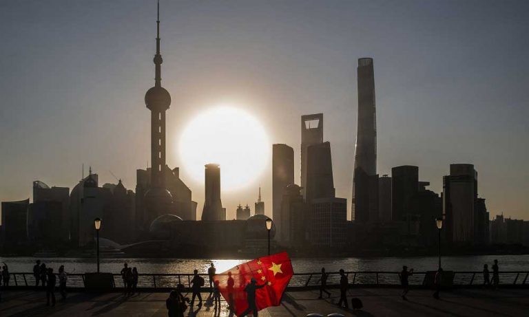 Çin Sanayi Şirketlerinin Kârı Temmuz’da Büyümeye Geri Dönse de Görünüm Bulutlu