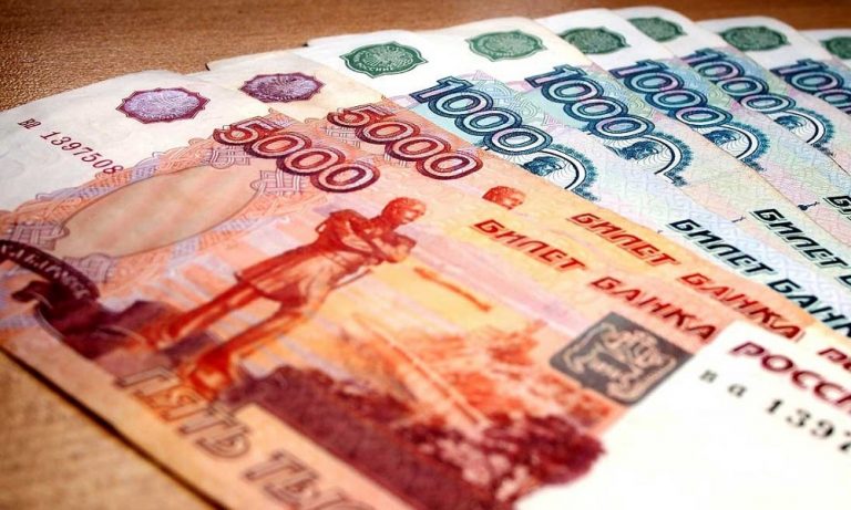 Deutcshe Bank “TL Al Ruble Sat” Tavsiyesinde Hedefi 12.50’ye Yükseltti
