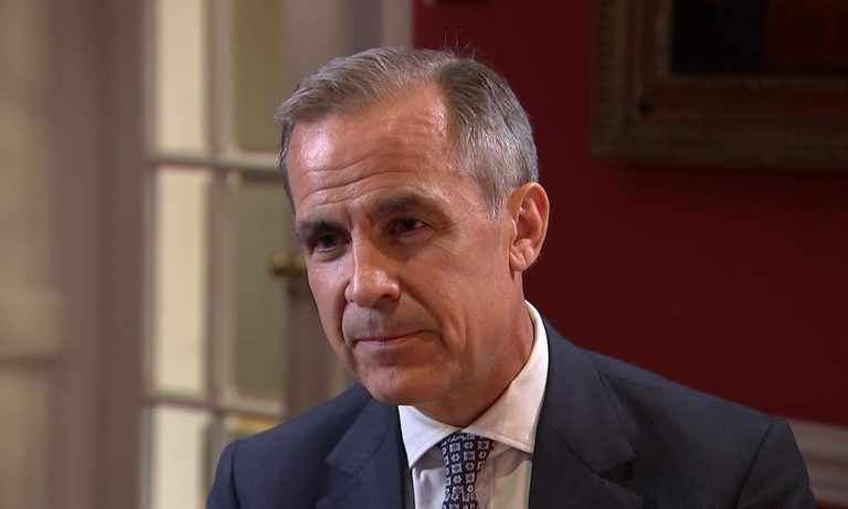 BoE Başkanı Carney Anlaşmasız Brexit’in Olumsuz Etkileri Konusunda Endişeleri Azalttı