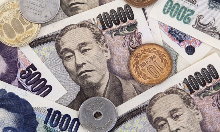 Yen Dolar Karşısında BOJ’un Faiz Oranlarına Dokunmamasıyla Yükseldi
