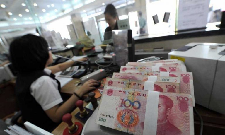Çin’in Banka Kredileri Ağustos’ta Artarken, Daha Fazla Teşvik Bekleniyor