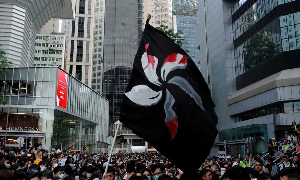Hong Kong Ekonomi İyice Sarsıldı 