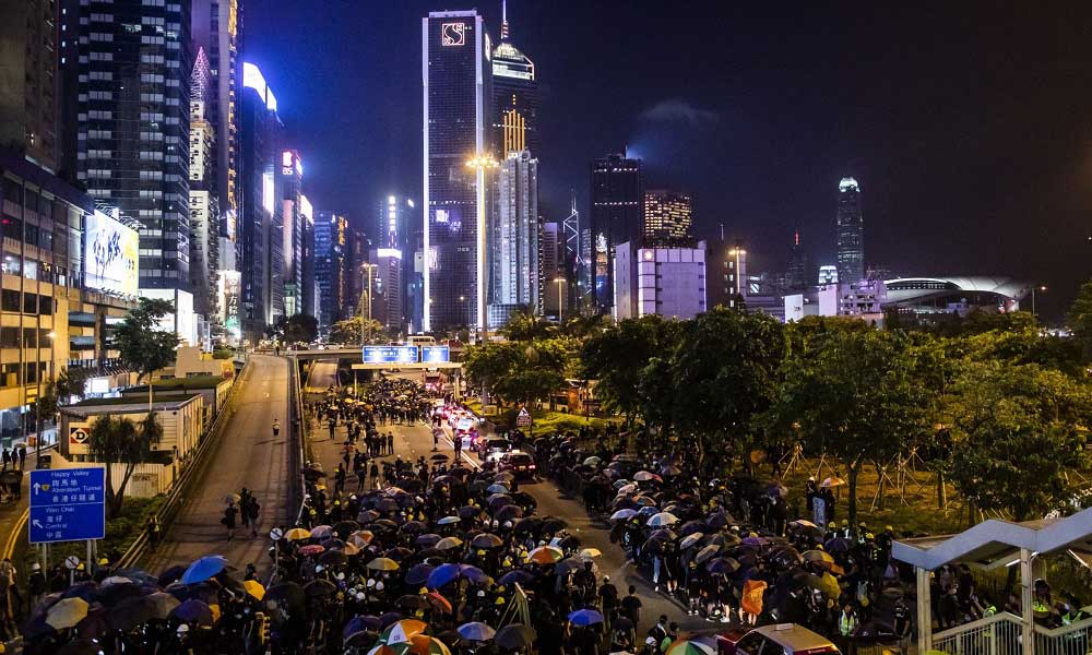 Hong Kong Finans Merkezi Statüsünü Kaybetmemeli 