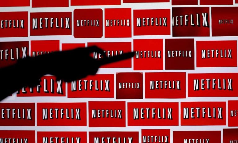 Netflix, Wall Street Analistlerinin Paniklemeye Başladığı Yıl için Negatif Görünüyor