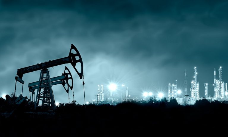 Petroldeki Düşüş Ticaret Anlaşmazlığında Ilımlı İşaretlerin Alınmasıyla Hız Kesti