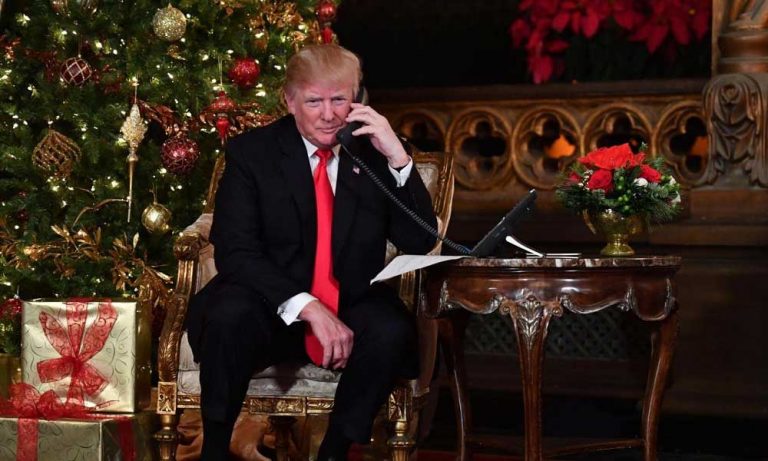 Trump Noel’i Kurtarmak İstediğini Söylese de Alışverişçiler Tarifelerden Hala Korkuyor
