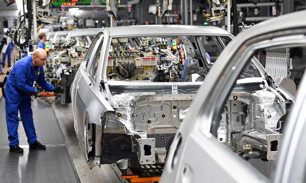 Almanya Sanayi Üretimi Beklenenden Fazla Düşüş