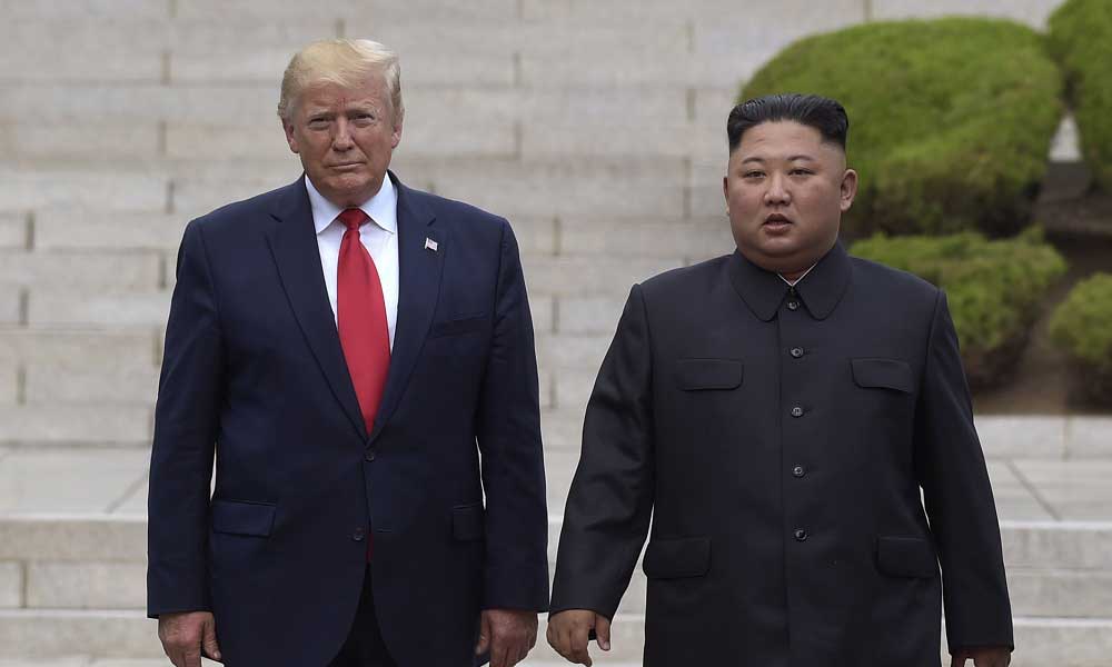 Amerikalılar Kuzey Kore ile Nükleer Anlaşması Yapmak için Büyük Tavizler Sunmalı 