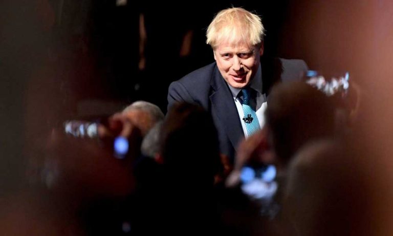Brexit Anlaşmasını Onaylatmaya Çalışan Johnson, İki Önemli Oylamayla Karşı Karşıya