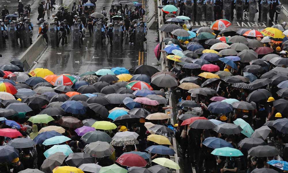 Hong Kong Tasarıyı Resmen Geri Çekti
