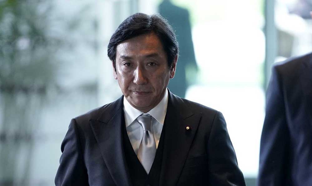 Japonya Ticaret Bakanı Seçmenlere Pahalı Hediyeler Verdi 