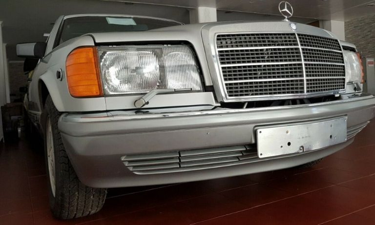 Dünyada Bir İkincisi Olmayan Sıfır 1986 Mercedes 560 SEL Satılıyor!