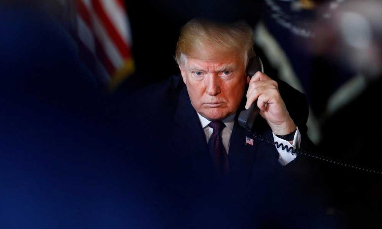 Trump, Bakanlar Kurulu Toplantısında Çin’i Daha Yüksek Tarifelerle Tehdit Etti