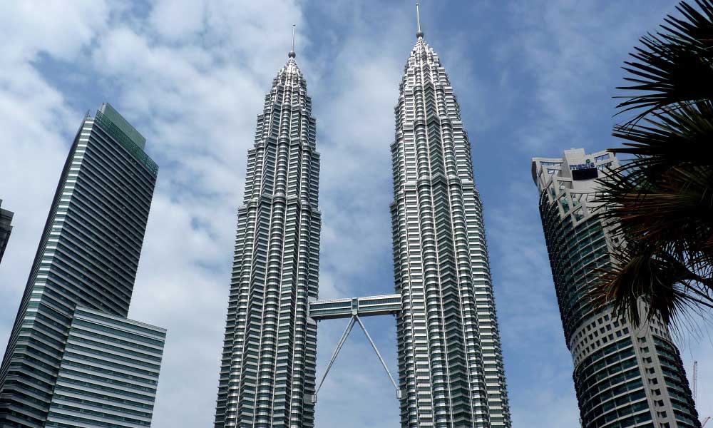 Malezya Ekonomisi 3. Çeyrekte Yüzde 4.4 Büyümeye Geriledi 