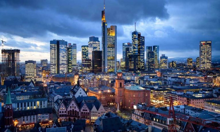 Moody’s, Alman Bankacılık Sistemine Bakışını İstikrarlıdan Negatife Düşürdü