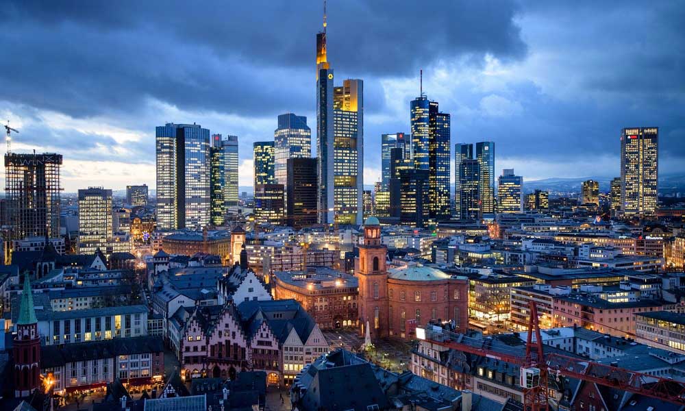 Moody’s, Alman Bankacılık Sistemine Bakışını İstikrarlıdan Negatife Düşürdü Moody’s, Alman Bankacılık Sistemine Bakışını İstikrarlıdan Negatife Düşürdü