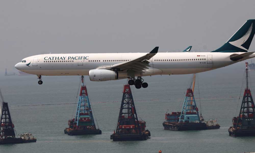 Cathay Pacific Kasım Gelen Trafik Düştü 