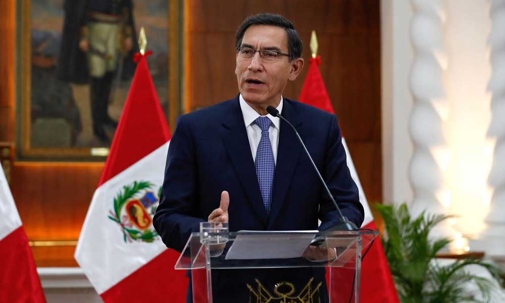 Peru Başkanı Meclis Dağıttı 
