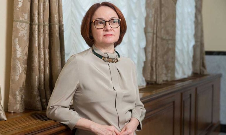 Rusya Merkez Bankası Başkanı, Daha Fazla İndirim Konusunda Kararsız