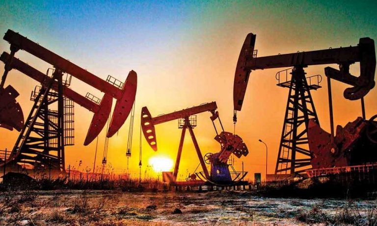 Hindistan’ın Petrol Talebi Büyümesi 2020 Ortalarında Çin’i Geçecek