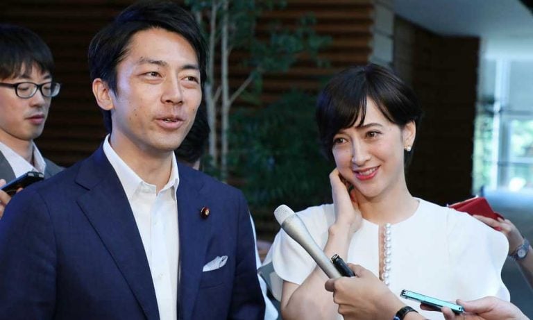 Japon Bakanın Babalık İzni, Küçülen Nüfus ve Eşitsizlik Sorunlarına Yardım Edebilir