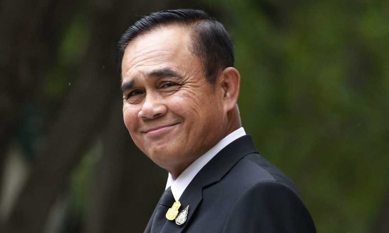 Tayland Parlamentosu Ekonomiyi Desteklemek için Gecikmiş Bütçeyi Onayladı