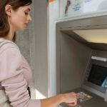 Koronavirüs Nedeniyle ATM’lerden Para Çekme Limiti 5 Bin Liraya Çıkarıldı