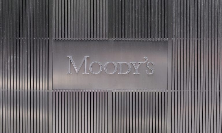 Moody’s Kovid-19 Nedeniyle Küresel Büyümenin Bu Yıl %0,5 Daralacağını Öngörüyor