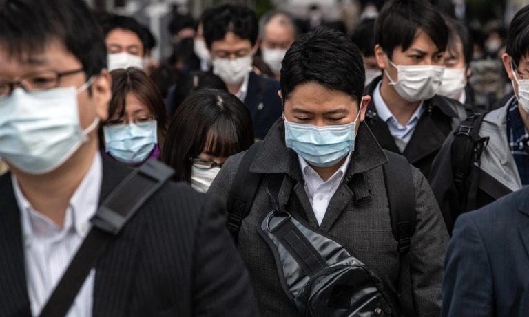 Japonya’da Koronavirüs Vakalarının Yoğun Olduğu Yerlerde 6 Mayıs’a Kadar OHAL İlan Edildi