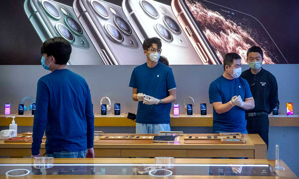 Apple, Pandeminin Etkisini Artırması ile Mağazalarını Yeniden Kapatıyor