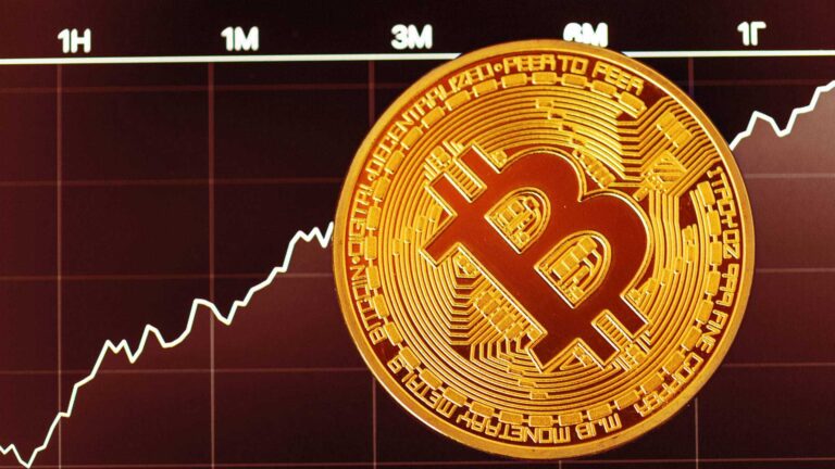 Bitcoin Yeni Bir Artış için 38 Bin Dolar Direncini Takip Ediyor