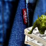 Levi Strauss Hisseleri Güçlü 3. Çeyrek Bilançosuyla 1 Ayın Yükseğine Çıktı
