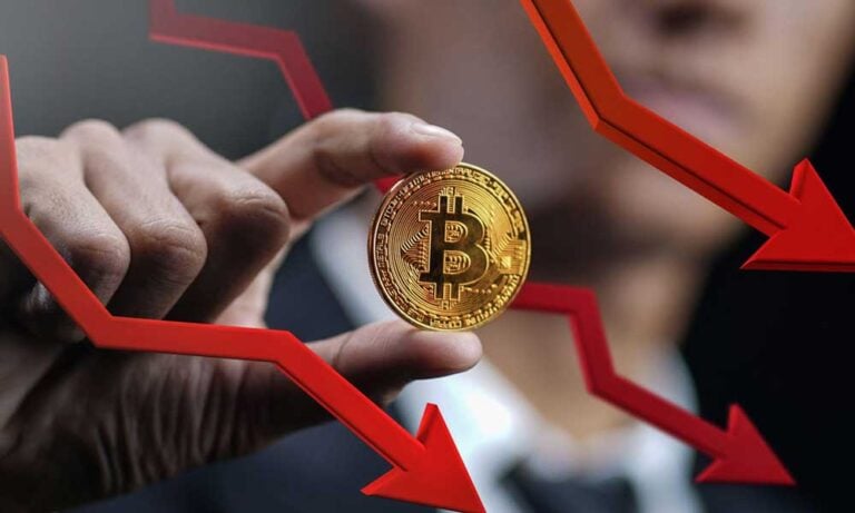 Bitcoin Dirençten Dönerek 56 Bin Dolar Seviyesine Geriledi