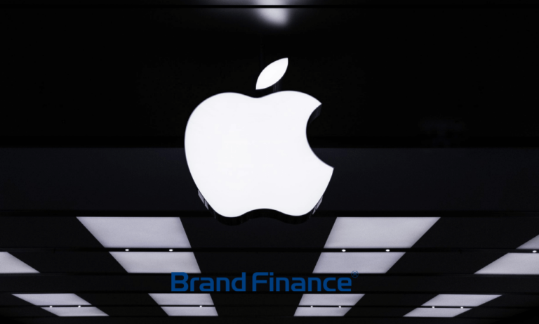 Apple Hisseleri “En Değerli” Unvanıyla Piyasa Öncesi Yükseldi