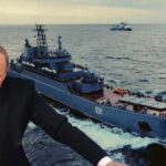 Japonya Uyardı: Rus Amfibi Savaş Gemileri Batı’ya İlerliyor