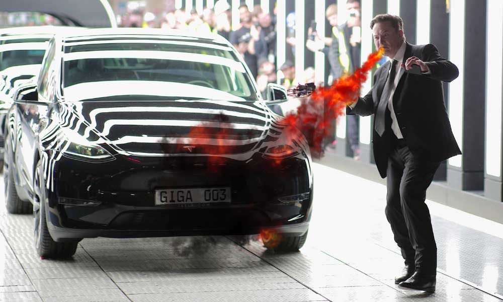 Elon Musk Tahminlerini Çürüten Gazetecilere Ateş Püskürdü