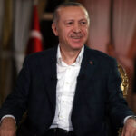 Erdoğan: Sanatçılarımızın Yanında Olmaya Devam Edeceğiz