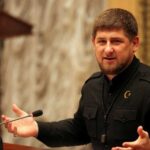 Kadirov Mariupol için Saat Verdi, Londra 9 Mayıs’a Karşı Uyardı