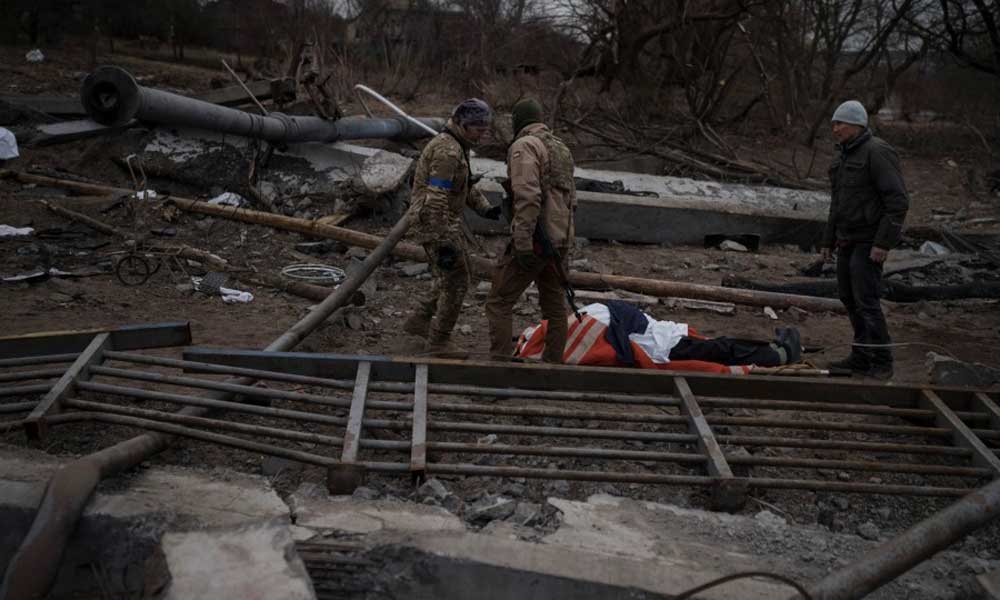 Mariupol’dan Siviller Kaçarken Ruslar Savaşçıların Peşinde