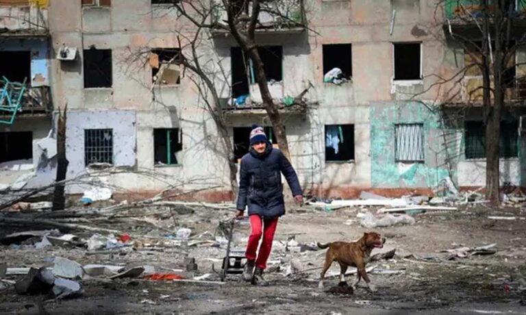 Ukrayna Mariupol’deki Sivilleri Tahliye Etmeyi Planlıyor