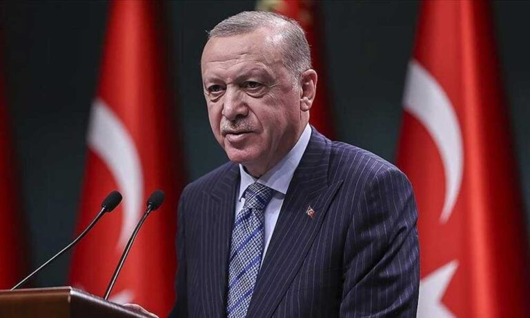 Erdoğan: Türkiye’yi Engellemek İsteyenlere Karşı Mücadele Veriyoruz